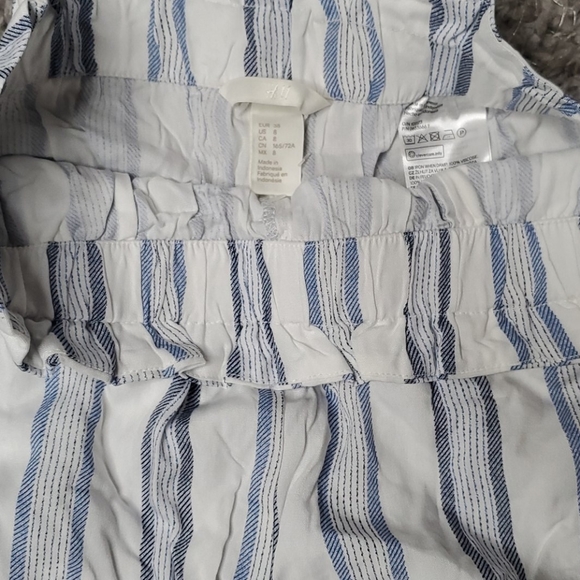 H&M shorts ‼️ price firm - Picture 2 of 2